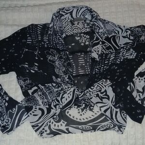 Chico's Black and White Patterned Silk Cropped Blouse Sz L EUC